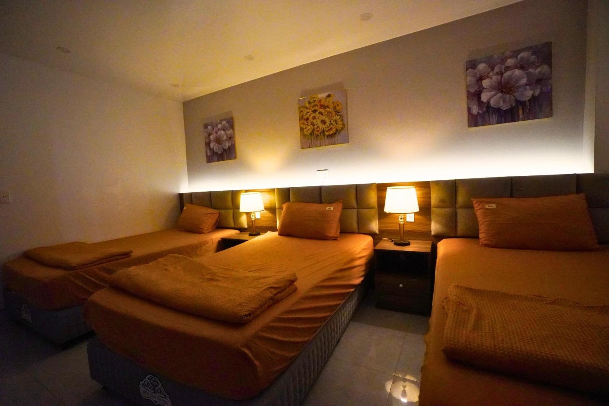 Ha Giang Lotus Hostel Motorbikes Tours 外观 照片